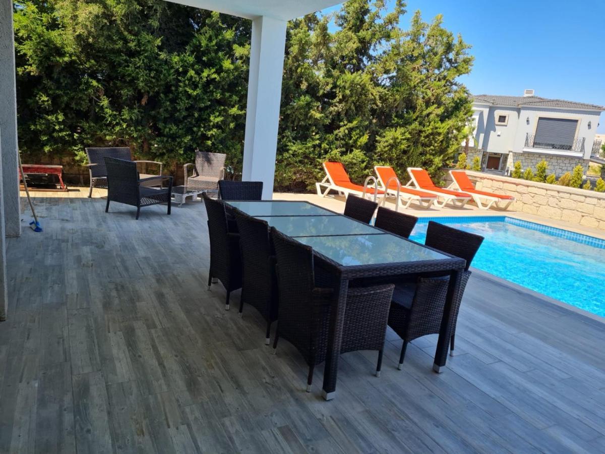 De-Lale Villa Çeşme Esterno foto