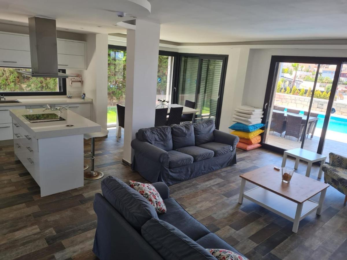 De-Lale Villa Çeşme Esterno foto