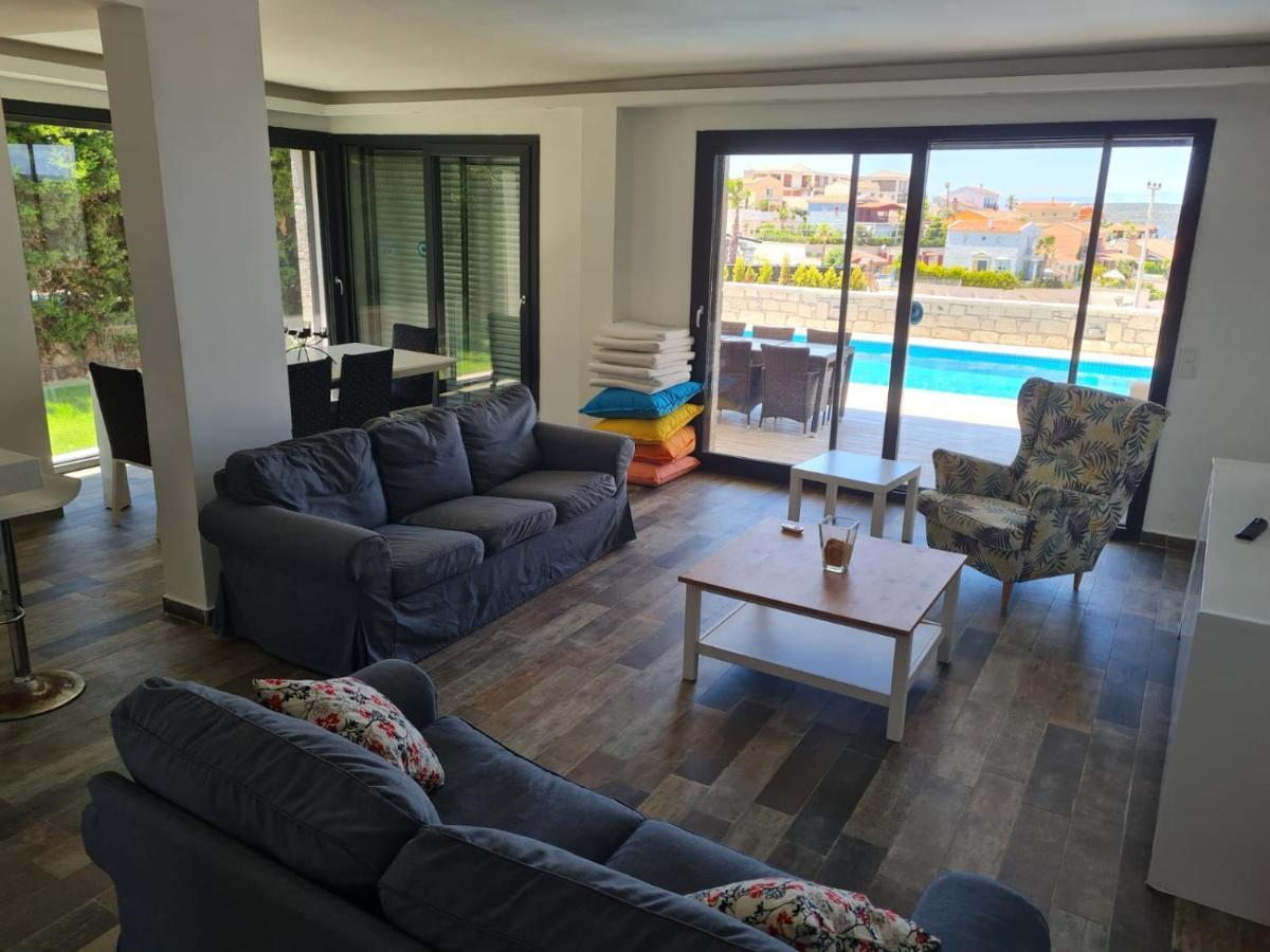 De-Lale Villa Çeşme Esterno foto