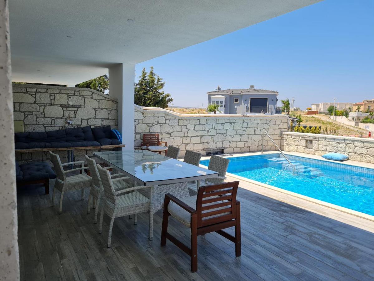 De-Lale Villa Çeşme Esterno foto